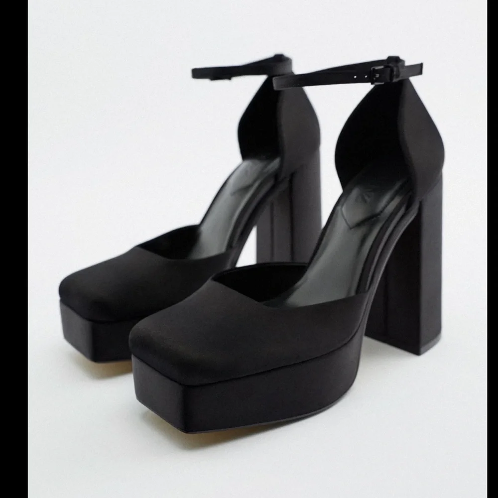 Zara HEELED PLATFORM SHOES_3